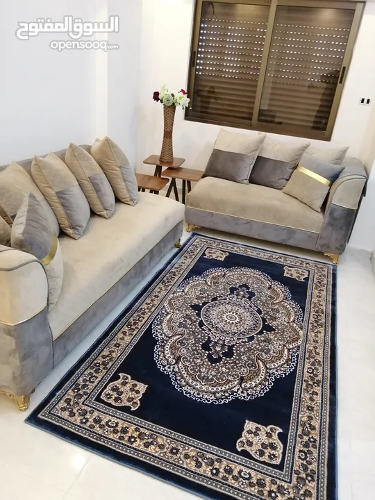 تنجيد جميع انواع الكنب والجلسات العربيه والخليجيه  وصيانه الكنب داخل المنزل