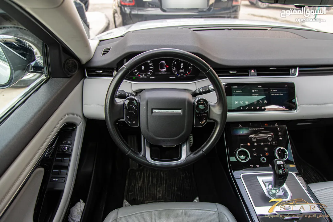 Range Rover Evoque 2020 P250 Se  السيارة وارد و صيانة الشركة و قطعت مسافة 33,000 كم فقط