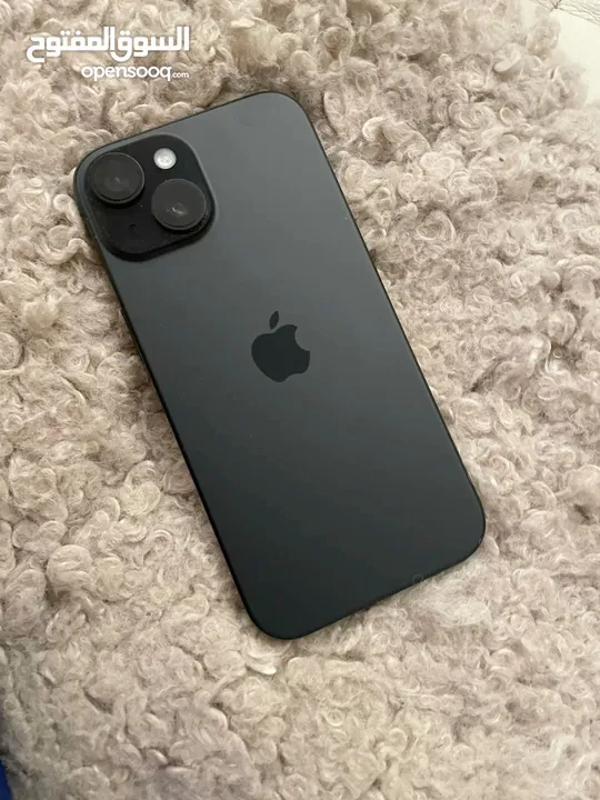 ايفون 15 شبه جديد.