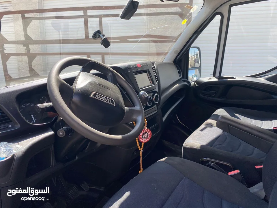Iveco daly  2017 70-180 فحص نظيف  ماشية 150 سعر 120 الف شيكل للبيع