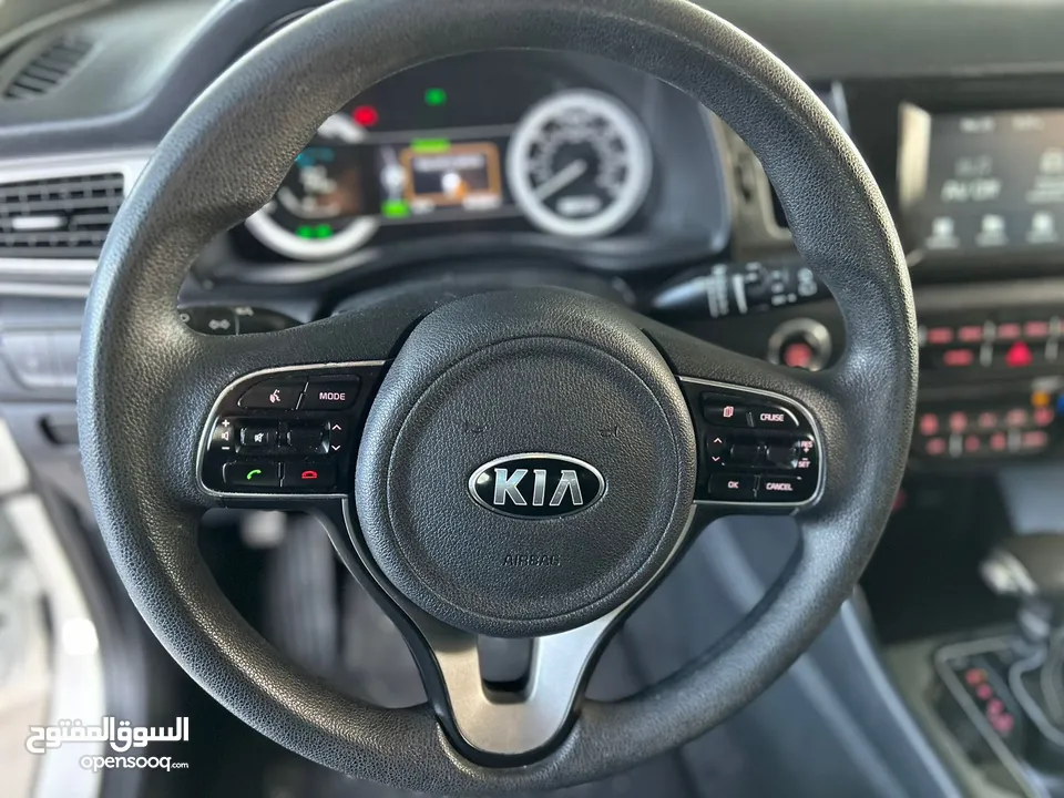 Kia Niro Hybrid Clean title 2019