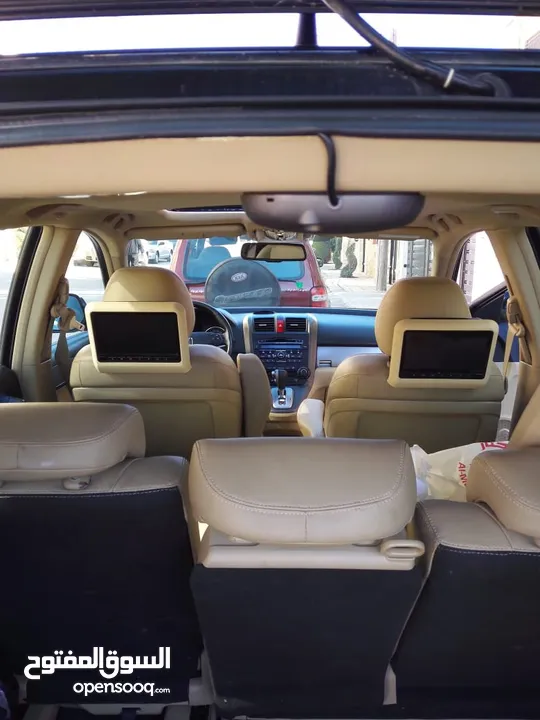 4جيد 2011 Honda cr-v هوندا سي ار في