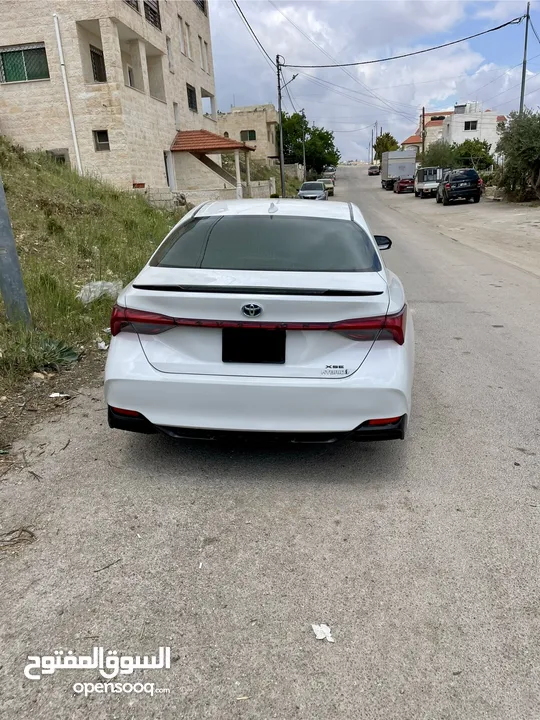 Toyota Avalon 2019