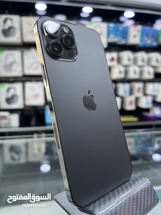 iPhone 12 Pro Max (128 GB) ايفون 12 برو  ماكس مستعمل بحالة ممتازة غير مفتوح او مصلح نهائيا كفالة محل
