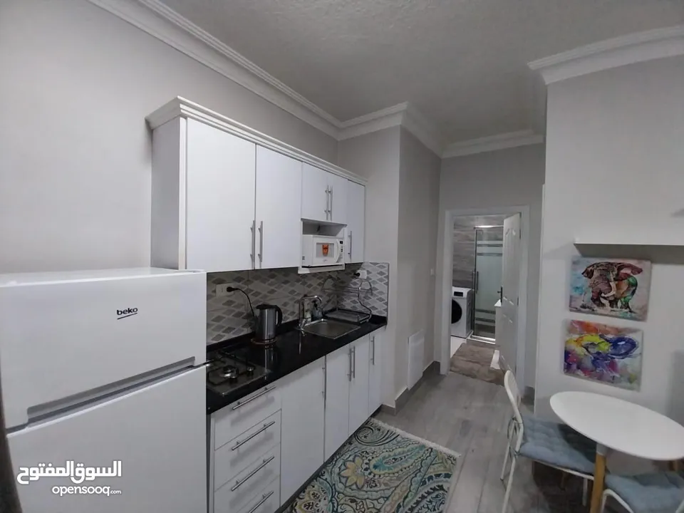 Furnished apartment for rentشقة مفروشة للايجار في عمان منطقة الرابية. منطقة هادئة ومميزة جدا