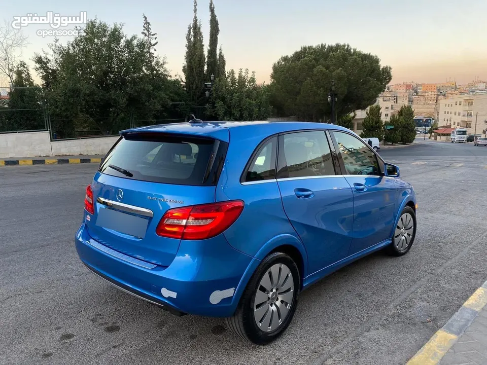 مرسيدس B class ماشيه 88 الف فقط بحاله الوكاله