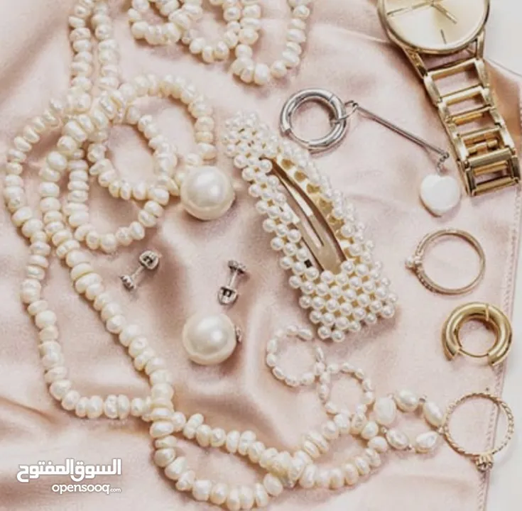 لمستك تكمل الاناقة