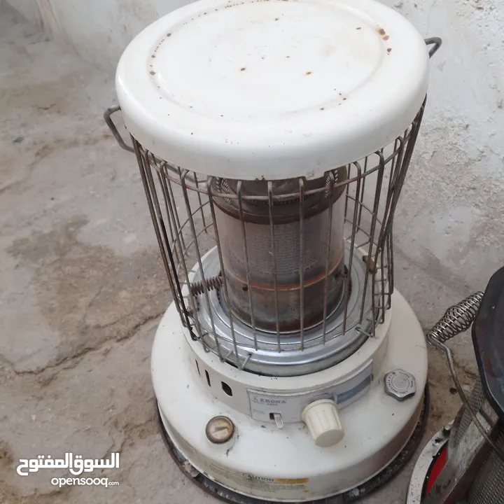 صوبتين كاز للبيع التنتين ب25 دينار والله يبارك لصاحب النصيب