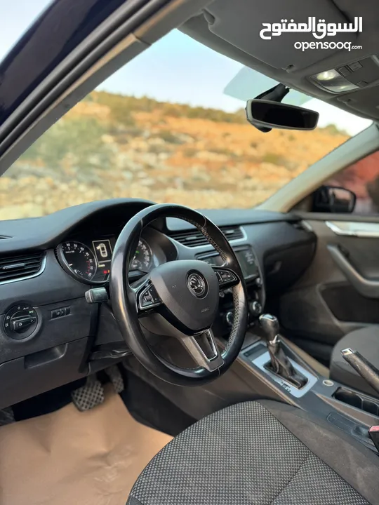 سكودا اوكتافيا موديل و ترخيص 2016 اوتومات ماطور 1600 ديزل اصل برايفت