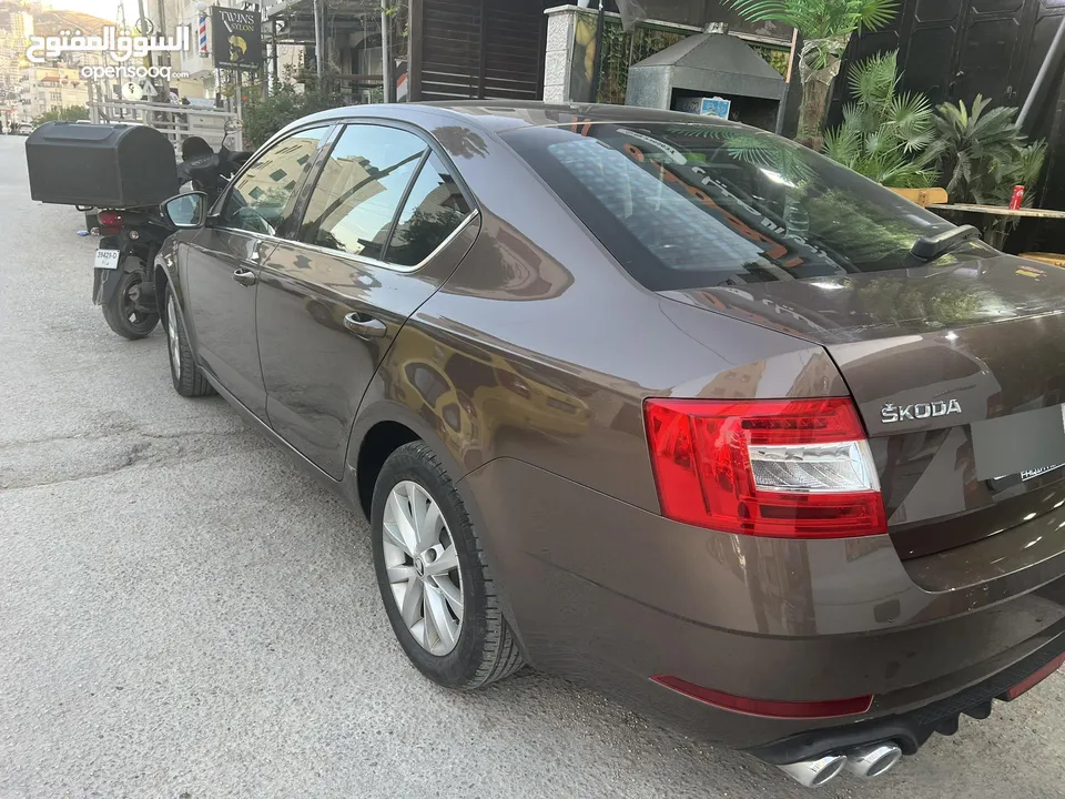 سكودا اوكتافيا مميزة عداد قليل