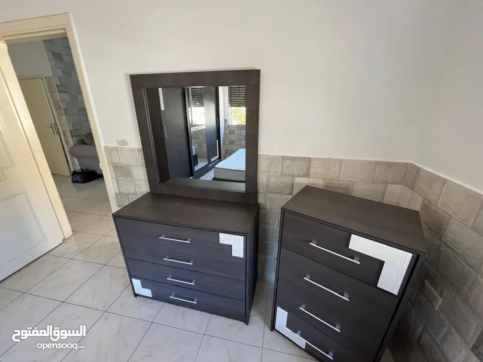 غرفة نوم كاملة للبيع مستعملة