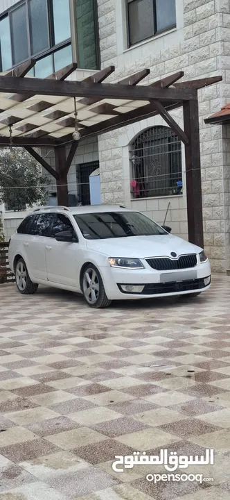 اوكتافبا فل