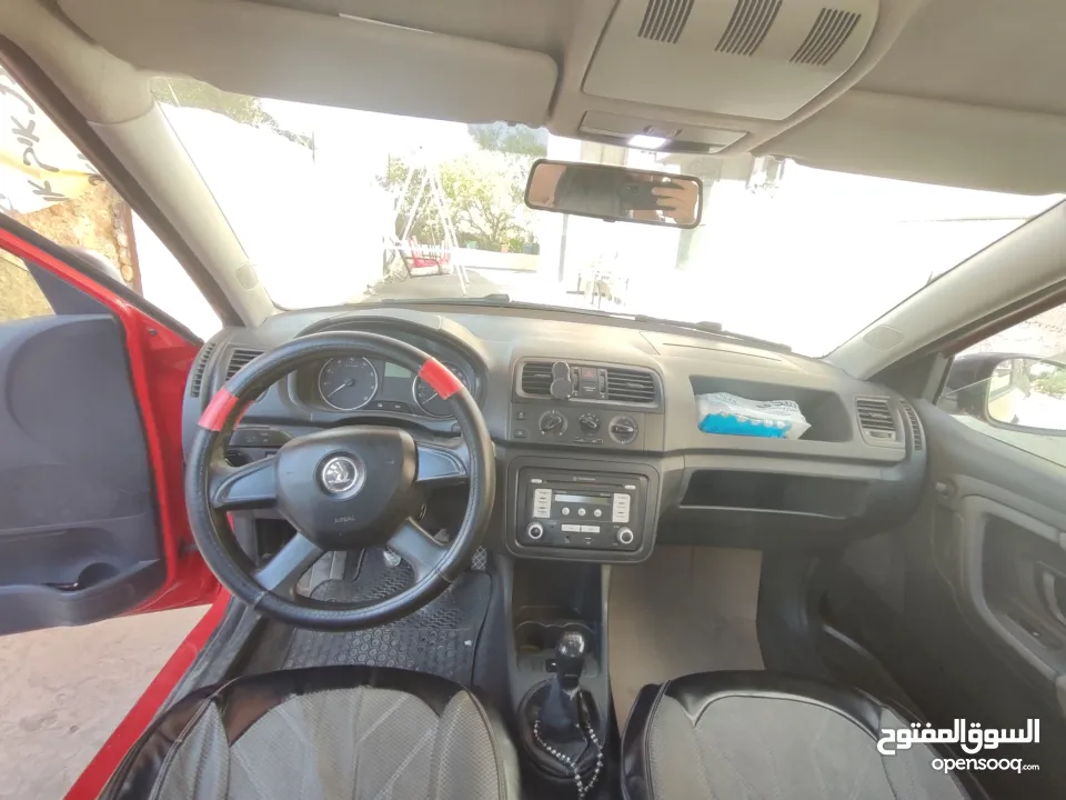 سكودا فابيا بنزين برايفت جير عادي