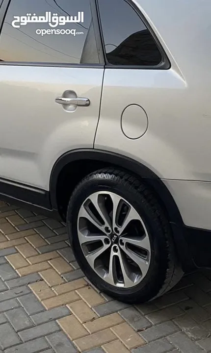 جب كيا سورينتو 2015 ولا ضربة ماشي 126 فقط 4x4