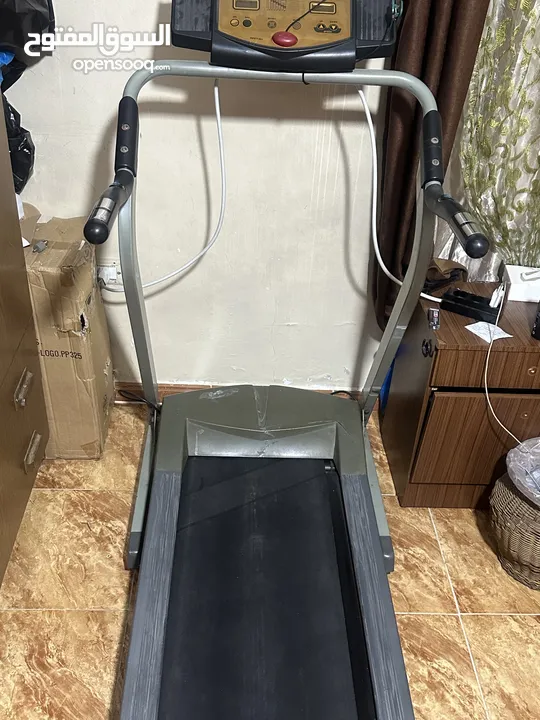 جهاز مشي تريدمل من نوع لايف جير   Lifegear Treadmill