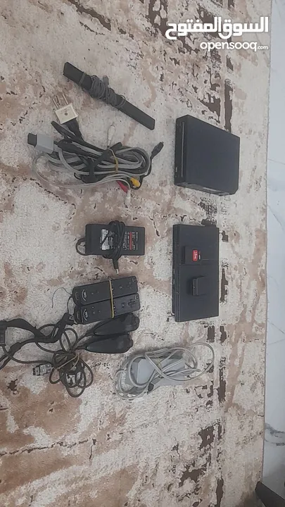بلاستيشن 2 وجهاز وينتندوwii واغراضه المعلومات كلها بلوصف والله ماني ربحان اشي