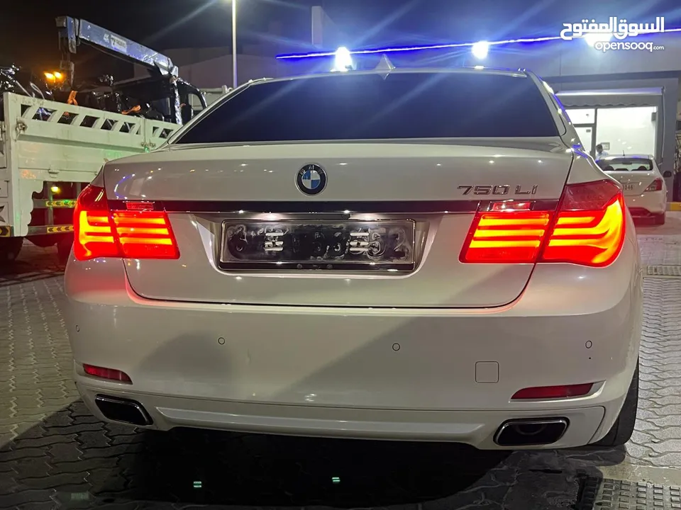 BMW 740 li 2011