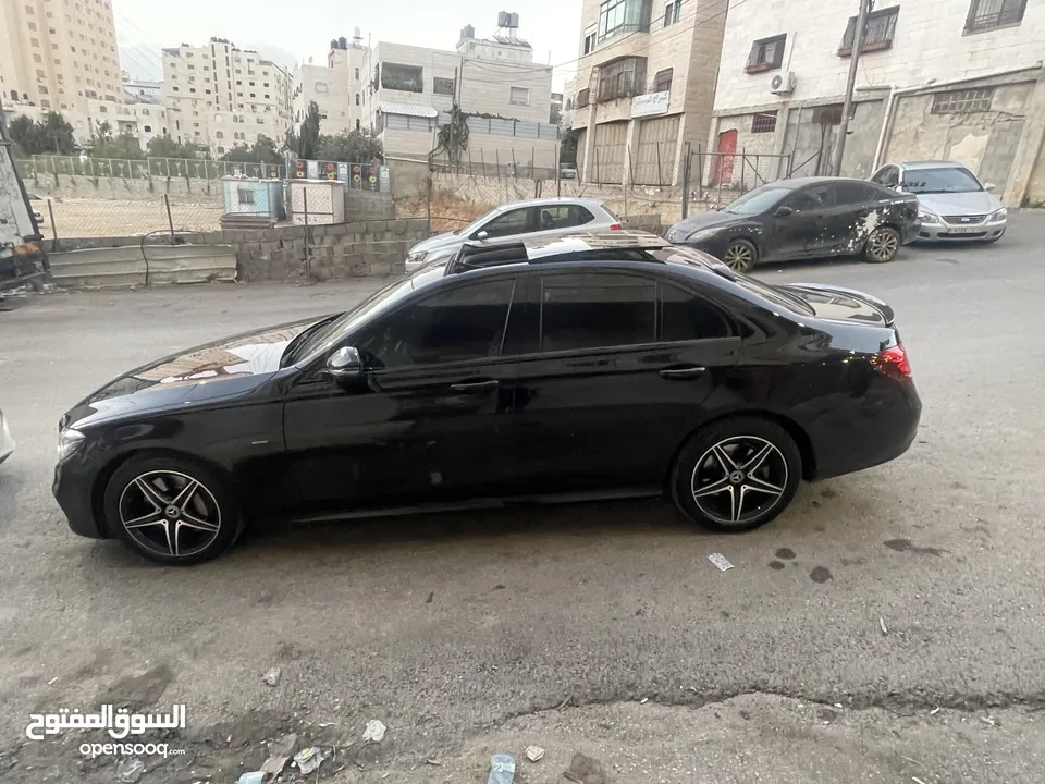 مرسيدس E300 2019