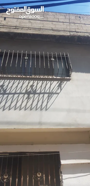 منزل للبيع مكون من طابقبن