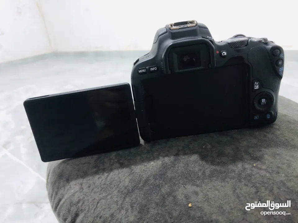 كاميرا canon d200 للبيع