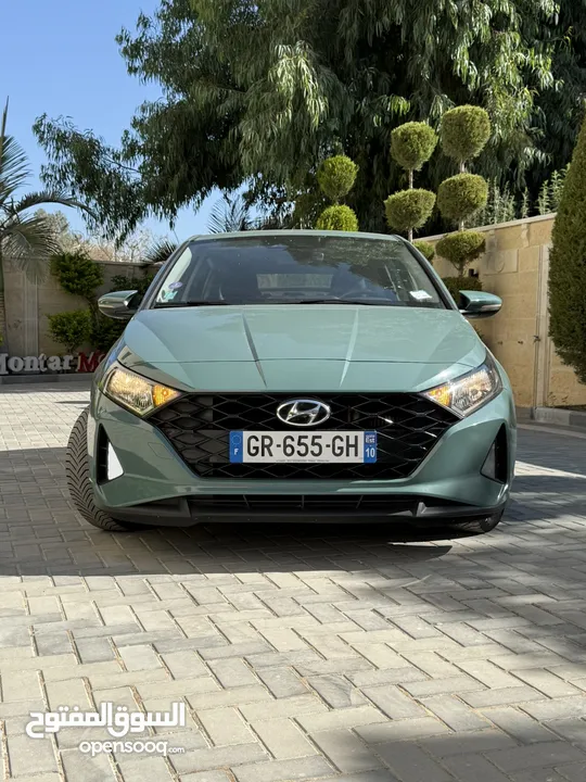 هونداي i20 ترخيص 2023 محرك 1000 بنزين/بطاريه مساعده 48v جير أوتوماتيك