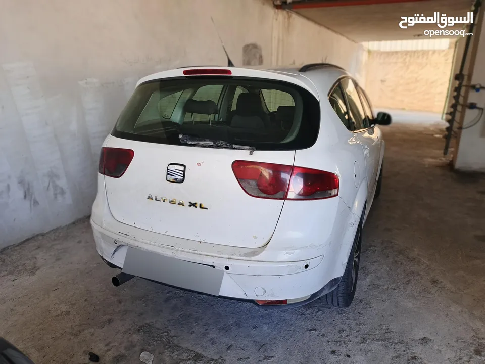 سيات التيا