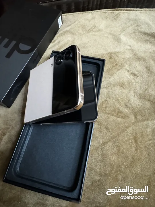 Samsung galaxy Z Flip4 128GB