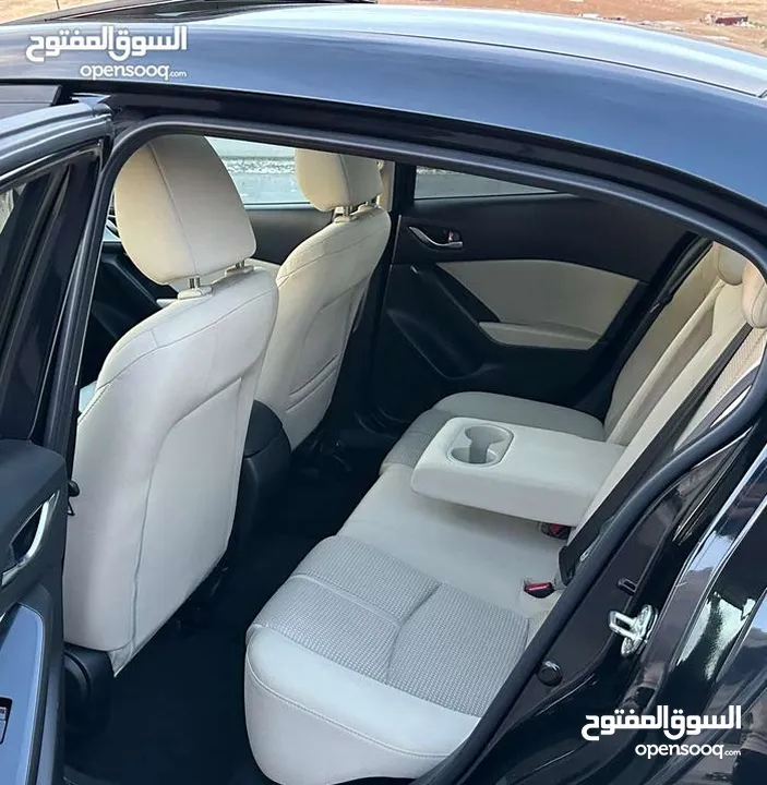 مازدا 2019 زوم 3  وارد وصيانه وكاله فحص فل فتحه