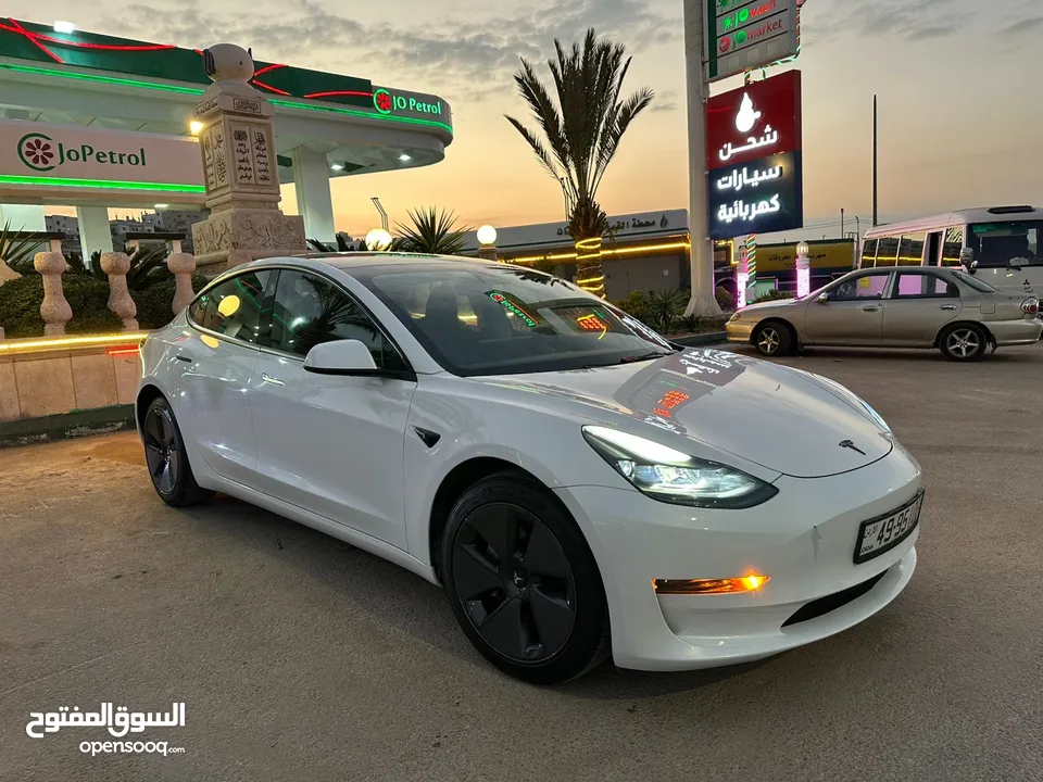 Tesla Model 3 2023