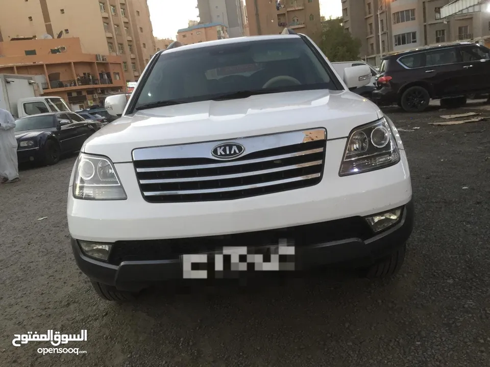 Kia موهافي 2011 بحاله ممتازه لا تحتاج لأي مصروفات  بها أربع تواير جداد