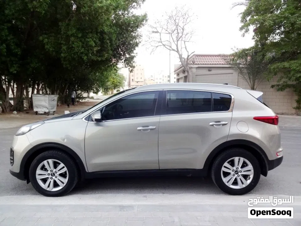 KIA SPORTAGE 2017 FULL OPTION & 2019 MODEL # 2 CARS AVAILABLE FOR SALE