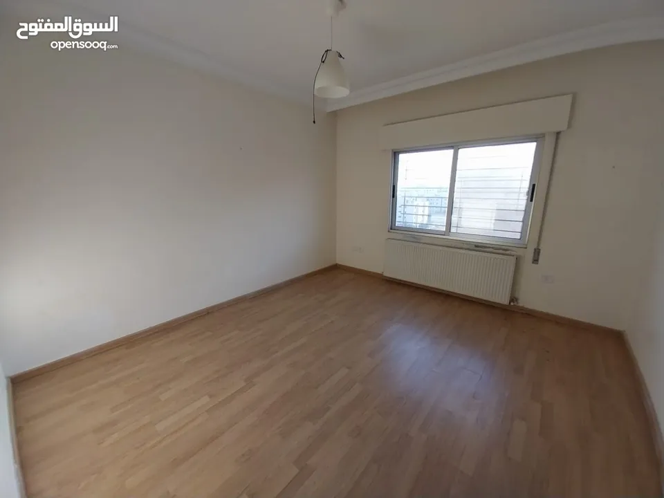 شقة غير مفروشة للبيع ( Property ID : 39888 )