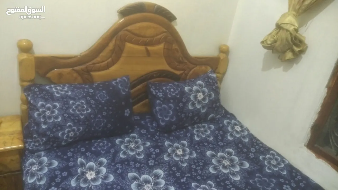 غرفه نوم سويدي مستخدم تشتي مفاقده