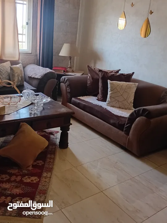 طقم كنب وطربيزات خشب سويد فاخر