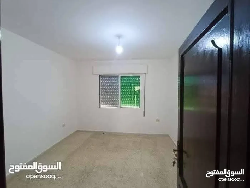 شقة مميزة جدا للبيع في البيادر حي الرونق قرب مدرسة ارقى التربوي