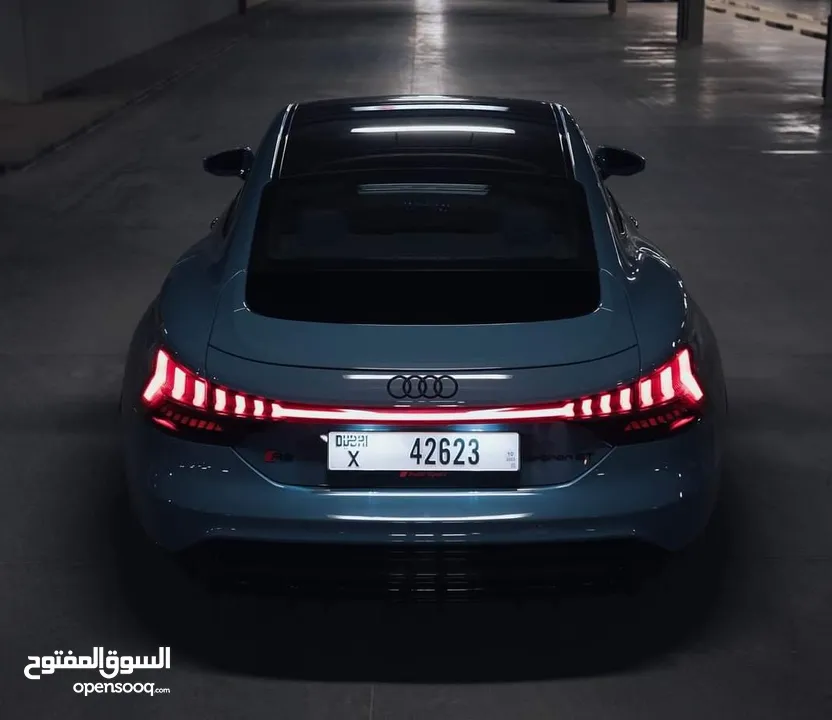 Audi etron gt 2022 matrix led lights  Kemora gray