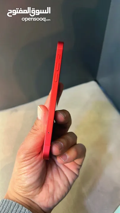 iPhone 12 64 GB  البطاريات من 88-93 مكفول اسبوعين