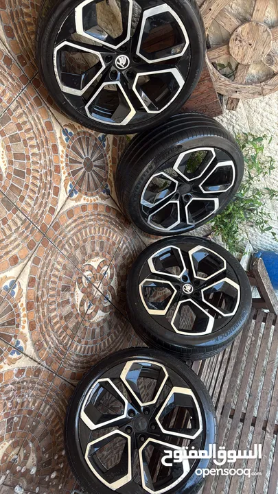 جنطات vrs مستعمل للبيع