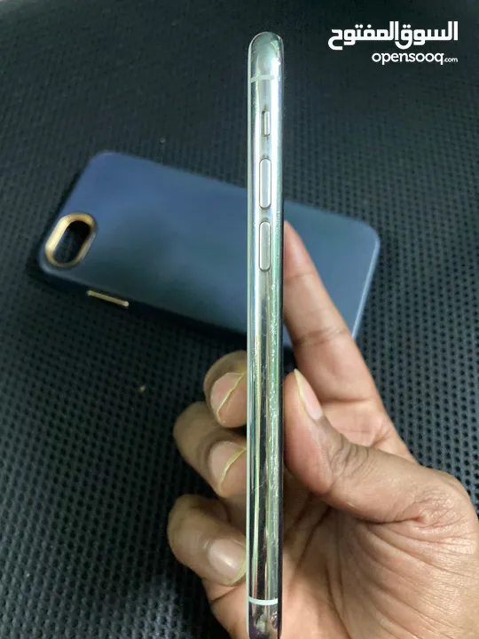 iPhone 11 Pro or Xr tra oman original