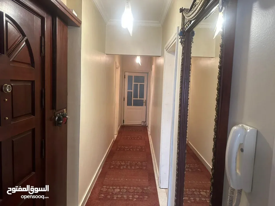 بدون عمولة من المشتري     شقة لقطة للبيع شقه بمساحة 220 متر صافي  حي السفارات  مدينة نصر