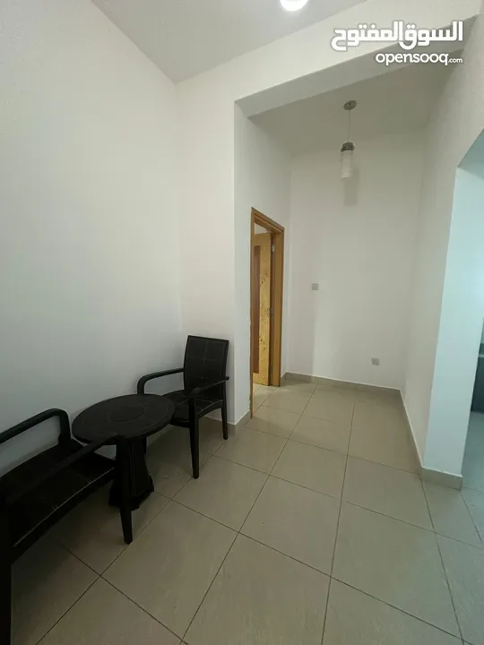 2 BHK Furnished Flats For Rent on Bareeq AL Shatte - شقق مفروشة غرفتين وصالة للايجار في بريق الشاطئ