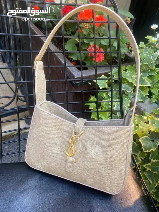 حقائب ماركات عالمية