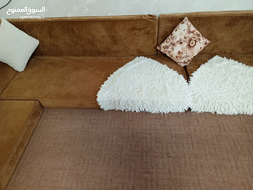 طقم مستعمل للبيع