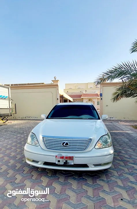 للبيع لكزس موديل 2005 LS430