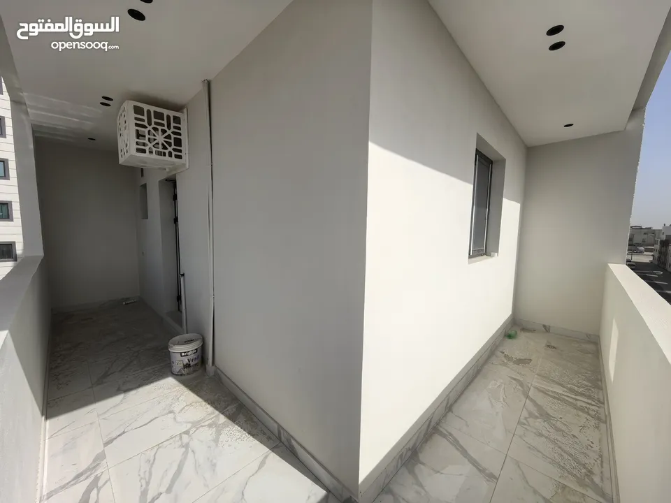 عرض خاص احجز شقتك مطلة على الشارع الرائيسي موقع ممتاز. #شقة سكنية راقية جدا للبيع