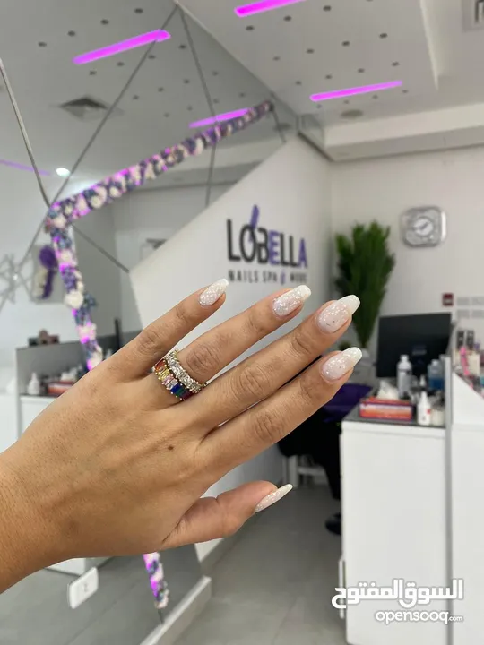.صالون للعناية بالاظافر و سبا    .                          .Nails Spa &More .