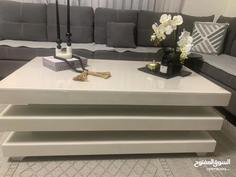 طاوله وسط خشب لاتيه
