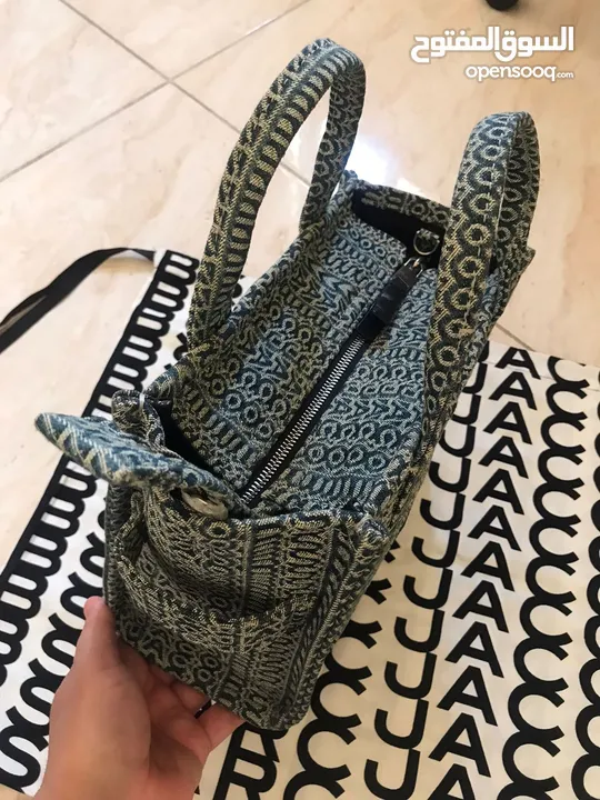 حقيبة توتي من ماركس جايكوبس أصليه جديده.Marc Jacobs Tote bag The Washed Monogram Crossbody