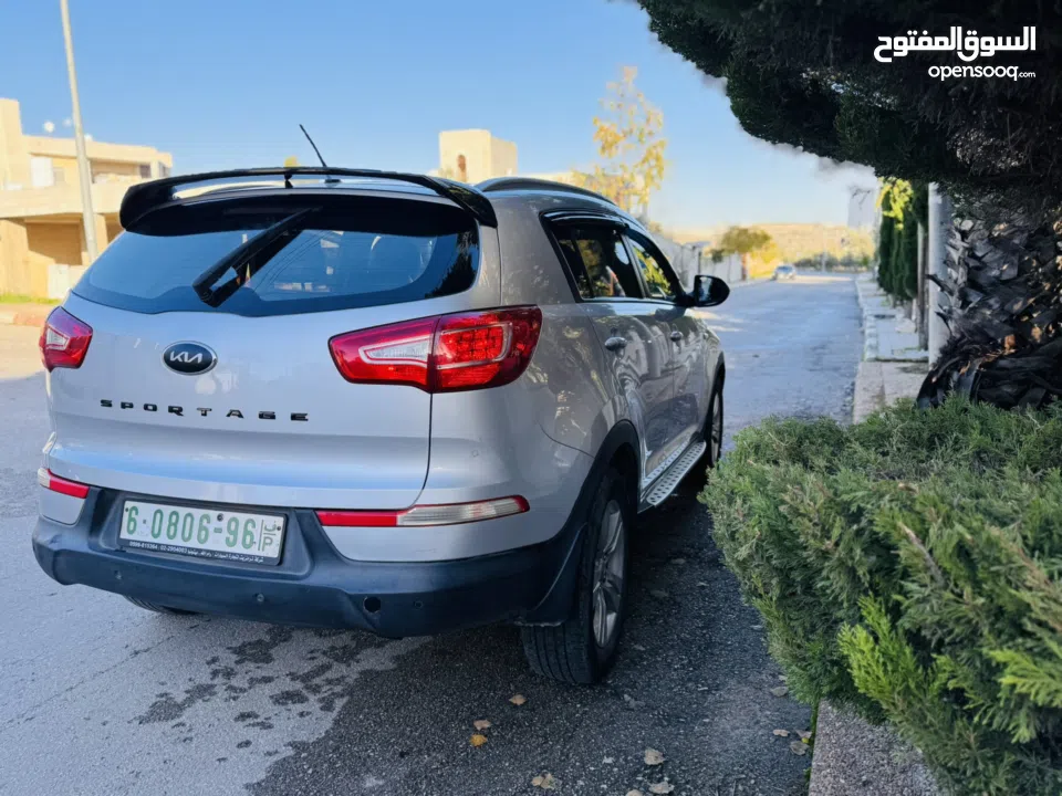 كيا سبورتاج 2012 اتومتيك  ترخيص تئمين شامل لشهر 8 ديزل مطور 2000 فحص الف الف ولا جرام بويه