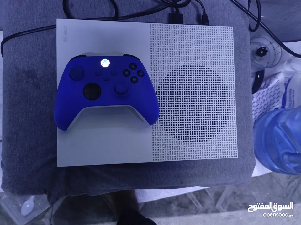 xbox one s 1tb + new controller